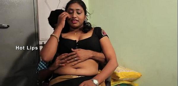  Village Aunty illegal Affair Wit Young Servent